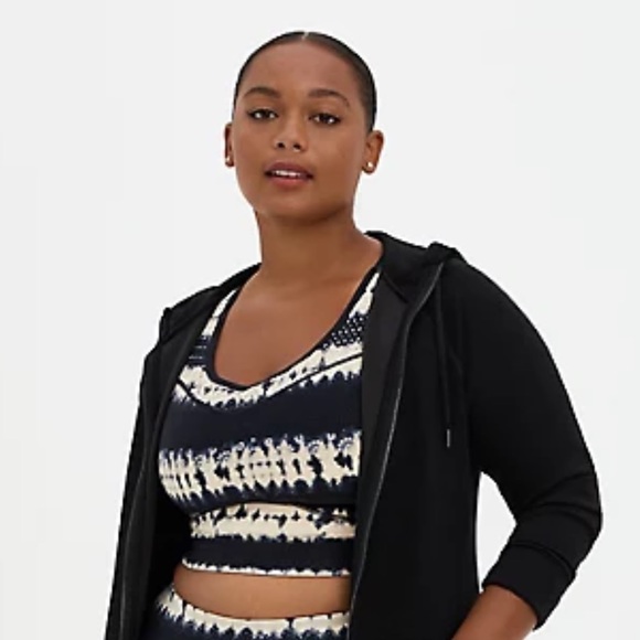torrid Other - Torrid ACTIVE Blue Black Tie Dye Sports Bra Racerback Blue and White Size 2